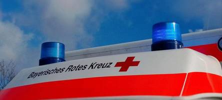 Radlader kippt in Baggersee: Mann stirbt bei Unfall in einem Kieswerk in Zell