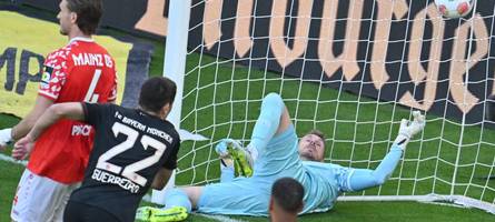 FC Bayern unaufhaltsam: Kompanys Team gewinnt 4:3 in Mainz nach 0:3-Rückstand