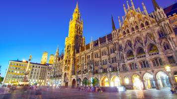 mann mit messer im münchner rathaus – ob war noch im gebäude