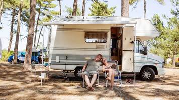 Verkauften das Haus für ihren Traum: Gaelle und Francois (40) übernahmen einen Campingplatz