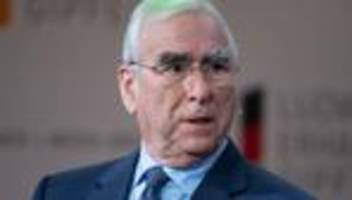 Auszeichnung der Medien: Freiheitspreis für Waigel - Verleihung am Tegernsee