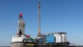 Erdölförderung in der Nordsee: Bohrinsel Mittelplate: Naturschänderin oder Vorzeigebetrieb?