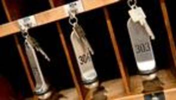 Finanzen: Stadt zahlt 160 Millionen Euro für Flüchtlinge in Hotels