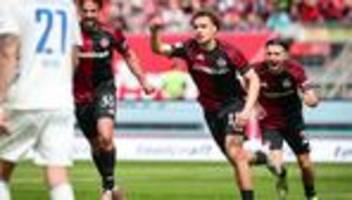 2. Fußball-Bundesliga: Dank Lubach: 1. FC Nürnberg knackt 40-Punkte-Marke