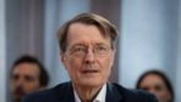 Gesundheitsprävention: Lauterbach hält sich mit Liegestützen und Kniebeugen fit