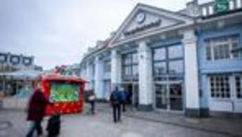 Kriminalität: Zwei Bahnmitarbeiter nach Angriff in Rostock verletzt