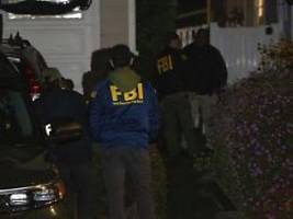 Ehemaliger Schüler ist geschockt: FBI-Agenten umstellen Haus des Schützen in Los Angeles