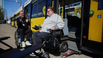 als rollstuhlfahrer in der bahn: „habe panik gekriegt, hierherzufahren“