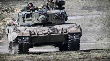 weltweiter rüstungswettlauf: deutschland bei militärausgaben auf spitzenplatz