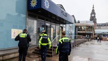 Bäckerei am Bahnhof Dammtor angezündet: Brandstifter geht Polizei ins Netz