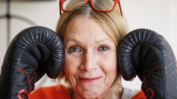 War’s das jetzt? Blankeneser Bestseller-Autorin auf schräger Sinnsuche im Alter