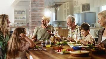 5-köpfige familie zieht bei großeltern ein: „dank ein paar einfacher regeln klappt es ganz gut“