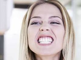 Oft heller als beim Zahnarzt: Das sind die besten Bleaching-Mittel