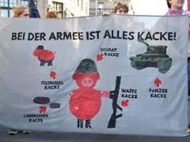 Trotz ausgesetzter Wehrpflicht: Zahl steigt: Tausende verweigern den Kriegsdienst