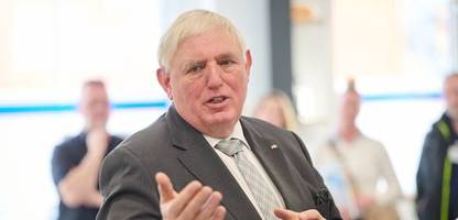 gesundheitsreform: karl-josef laumann verlangt einsparungen auch bei beamten