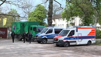 Vermisster am Krupunder See: Polizei setzt Hunde, Taucher und Drohnen ein