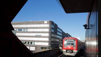 51-Jähriger in Hammerbrook von S-Bahn überrollt – Lebensgefahr