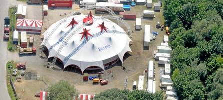 „Wir setzen auf das, was den Zirkus ursprünglich ausmachte:“ Circus Barelli kommt nach Augsburg