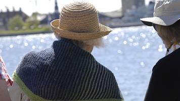 Fé (63) fährt jedes Jahr mit ihren 4 Schwestern in den Urlaub: Hab noch nie so viel gelacht