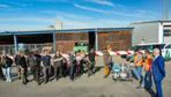 Diebstahl auf dem Bauhof: Bayreuther OB zahlt Bier und Spanferkel für Maibaum-Diebe