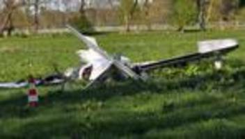 flugplatz in hatten: pilot stirbt beim absturz von kleinflugzeug bei oldenburg