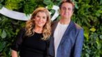 Leute: Anke Engelke und Bastian Pastewka loben Teamplay der Schafe