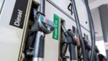 Mobilitätskosten: Daten aus Bayern: Im März wurde weniger getankt