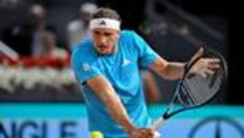 Tennisturnier in Madrid: 1:22 Uhr: Zverevs Nachtschicht endet mit Viertelfinal-Einzug