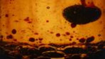 Ölpreis an der Börse: Wie Kleinanleger Milliarden Euro auf den Ölpreis wetten