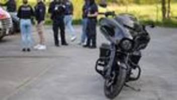 organisierte kriminalität: polizei stellt bei razzia gegen hells angels millionenwerte sicher