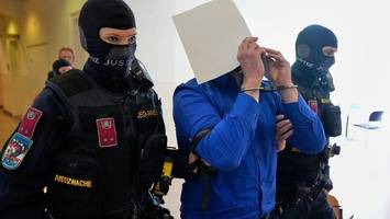 Im Elternhaus sollen sie die Anschläge auf Taylor-Swift-Konzerte geplant haben