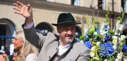 markus söder in der »ard arena«: der bayerische ministerpräsident weiß zufällig, dass in bayern alles klappt – bis auf eine sache