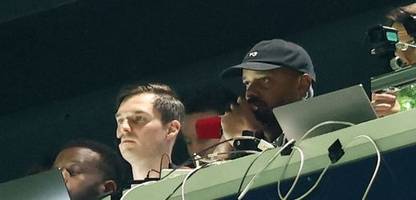 FC Bayern München: Vincent Kompany und der unfreiwillige Tribünenplatz – »Das macht keinen Spaß«