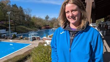Nie zu spät: Wo Erwachsene jetzt diskret schwimmen lernen können