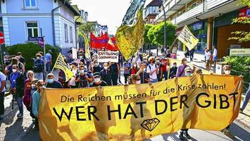 „Ran an die Reichen“: Demos am 1. Mai führen durch City und Hamburgs Nobelviertel