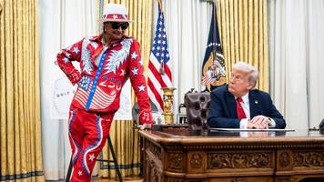 Trump-Kumpel Kid Rock flog im 50 Millionen Dollar teuren Militärhubschrauber mit