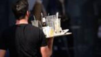 Kosten für Unternehmen: Arbeitsstunde kostet 45 Euro – nur wenige EU-Länder teurer