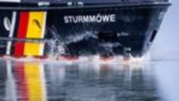 Notfälle: Zwei Angler in Rostock gerettet