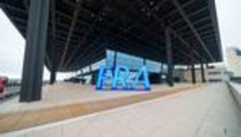 Plenardebatte: Neues Terminal 3 sorgt im Landtag für Lob, aber auch Kritik