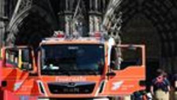 Wegen mutmaßlichem Feuer: Entwarnung nach Großeinsatz der Feuerwehr am Kölner Dom