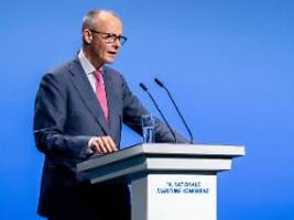 Bedrohung durch Russland: Merz fordert Tempo bei Sicherheit für maritime Wirtschaft