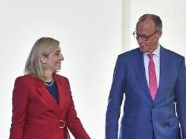 das geht nicht einfach durch: kabinett beschließt gesundheits-sparpaket - doch im bundestag wartet widerstand