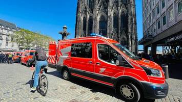 Fehlalarm am Kölner Dom – Feuerwehr rückt wieder ab