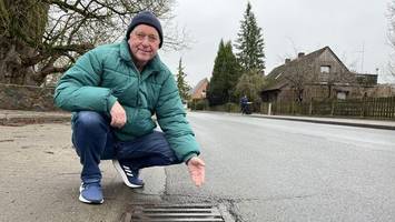 Umleitung: Lkw fahren Straße kaputt – kleines Dorf guckt in die Röhre