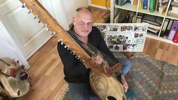 „kinder schrieben auf plastikflaschen“: oststeinbeker sammelt papier für afrika