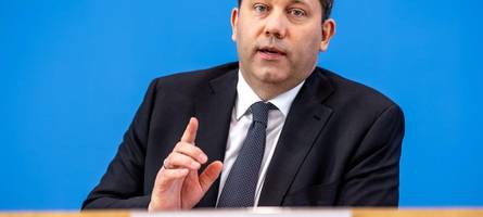 wenn der haushalt immer dicker wird, kann auch die zuckersteuer kaum helfen