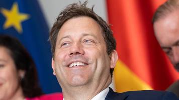 magischer wert 18: klingbeil gibt den gestalter, doch er friert deutschland ein