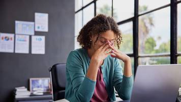 psychologie zeigt, dass menschen systematisch unterschätzen, wie oft dinge in der gesellschaft schiefgehen