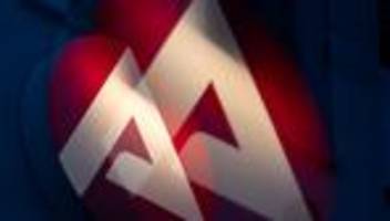 Bundesagentur für Arbeit: Arbeitslosenzahl sinkt leicht, bleibt aber über Drei-Millionen-Marke