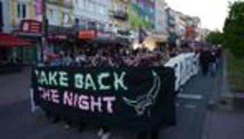 1. Mai: Queer-feministische Demo zieht in Hamburg durch den Kiez